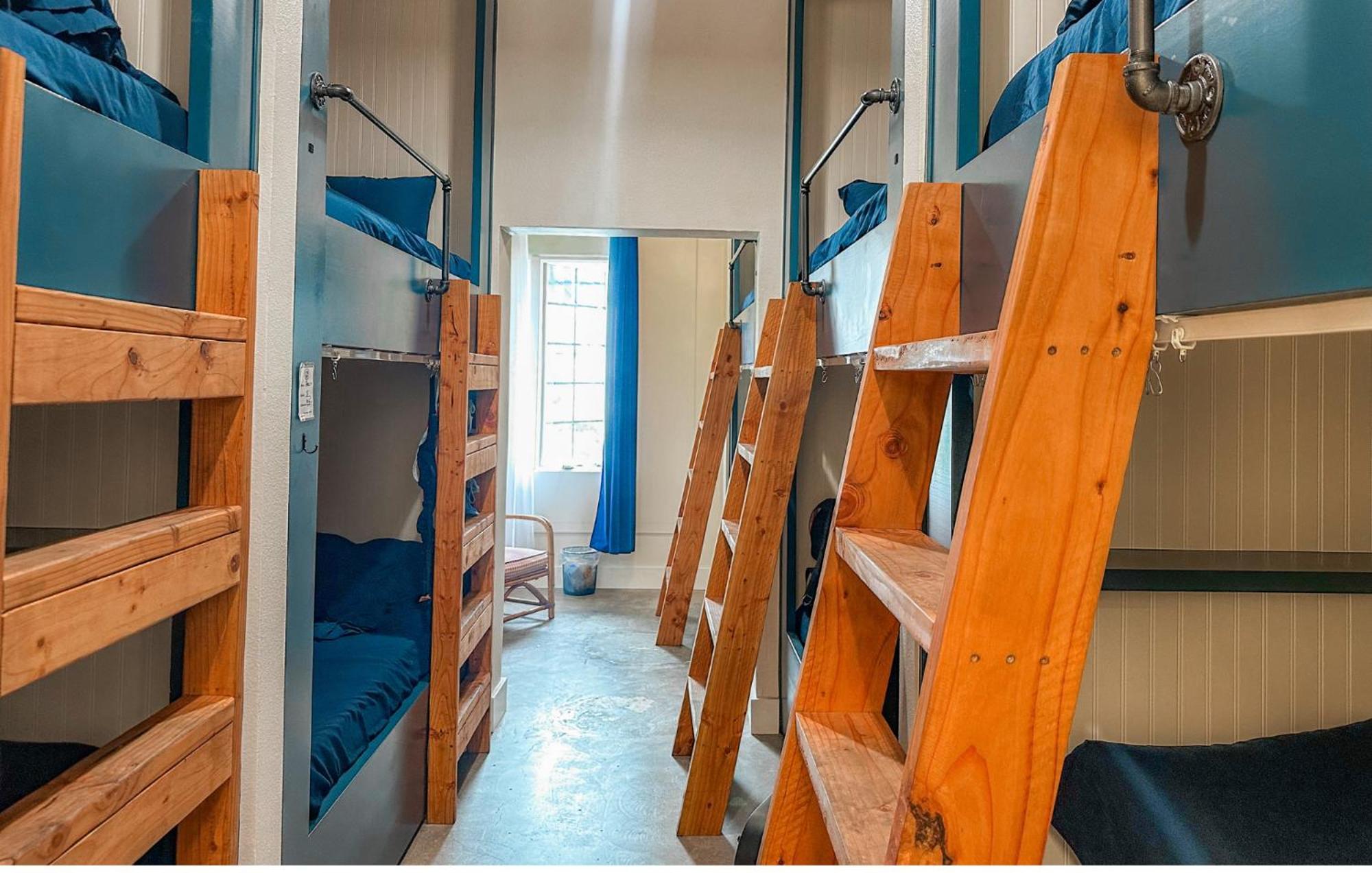 Ith Santa Barbara Beach Hostel Dış mekan fotoğraf
